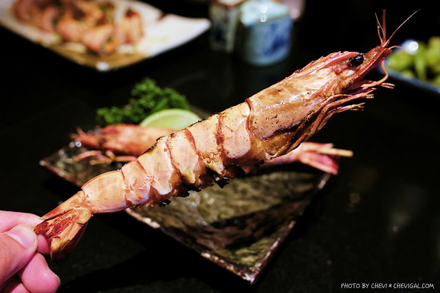 台中北屯│那一間日式串燒居酒屋＊你沒看錯！整隻龍蝦的超級豪華版味噌湯只要100元！台中宵夜推薦來這就對了！