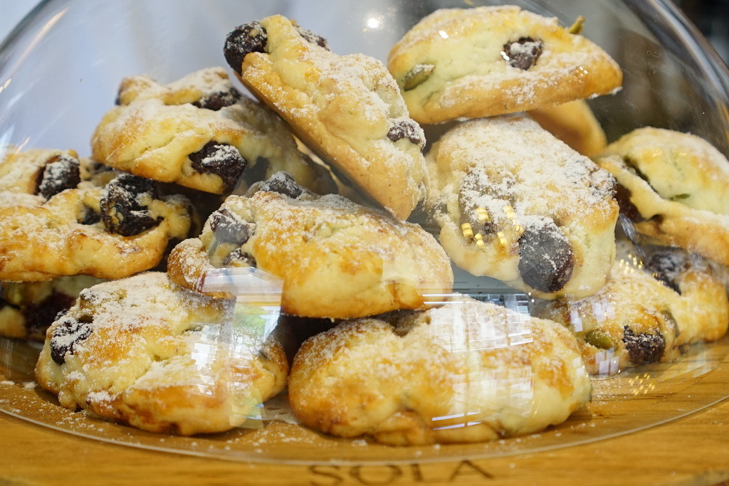 sola咖啡--新開幕熱呼呼，空間不錯、餐品簡單、至於咖啡要再適應