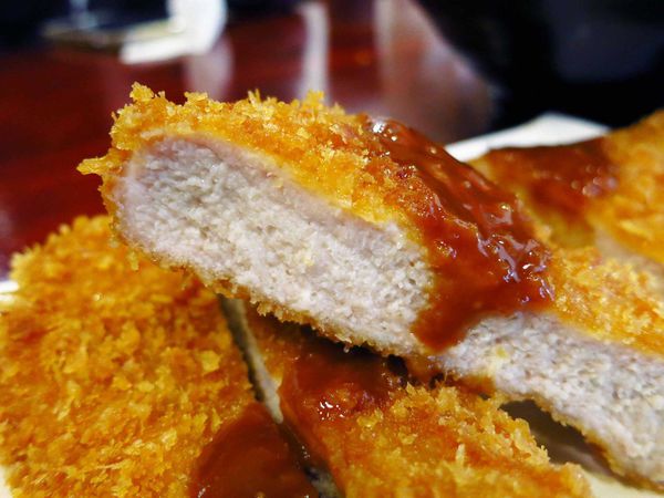 【永和美食】饕食屋-超厚炸豬排麻婆豆腐飯 【永和美食】饕食屋-超厚炸豬排麻婆豆腐飯