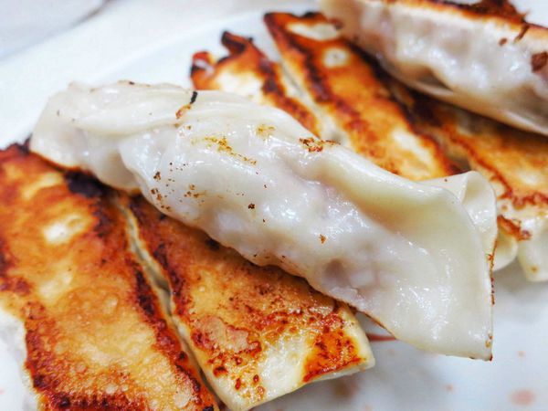 【永和】佳佳香鍋貼-內餡飽滿的鍋貼 【永和】佳佳香鍋貼-內餡飽滿的鍋貼