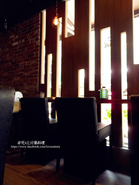 PM Cafe：[台北 信義區]  PM Cafe  有些工業風的環境下 吃著午餐的下午茶 口碑券體驗