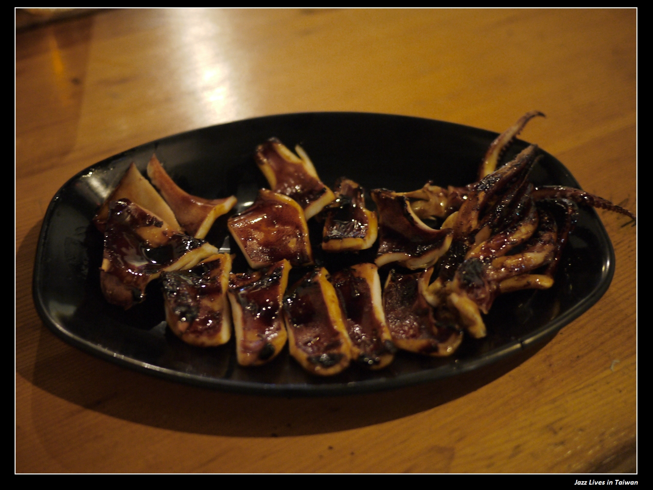 [樂．串燒食堂] 看職棒, 吃串燒, 新莊捷運站旁的燒烤好選擇~