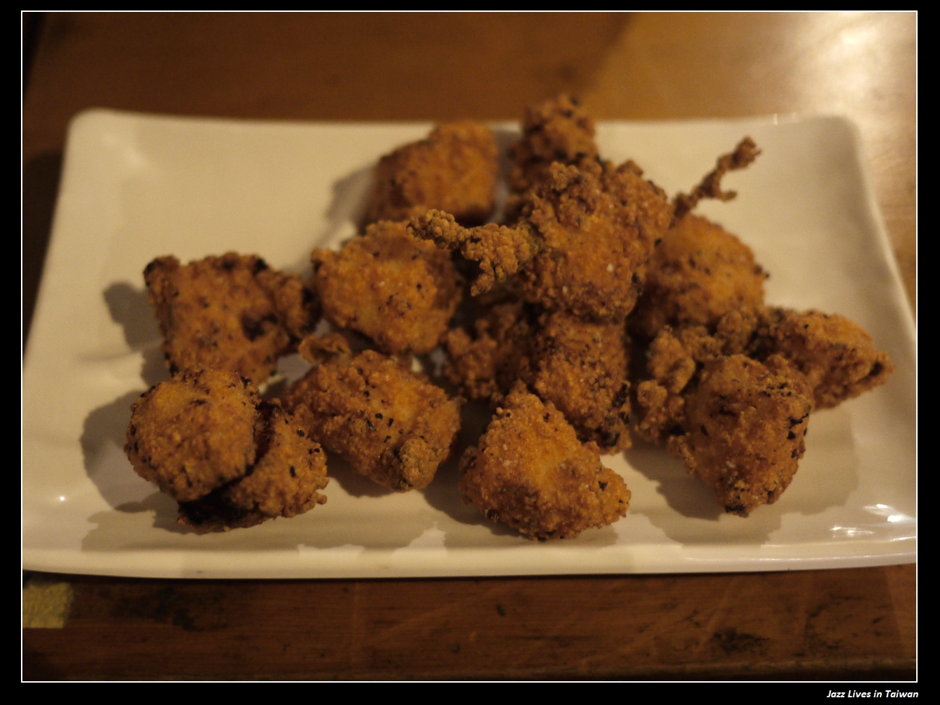 [樂．串燒食堂] 看職棒, 吃串燒, 新莊捷運站旁的燒烤好選擇~