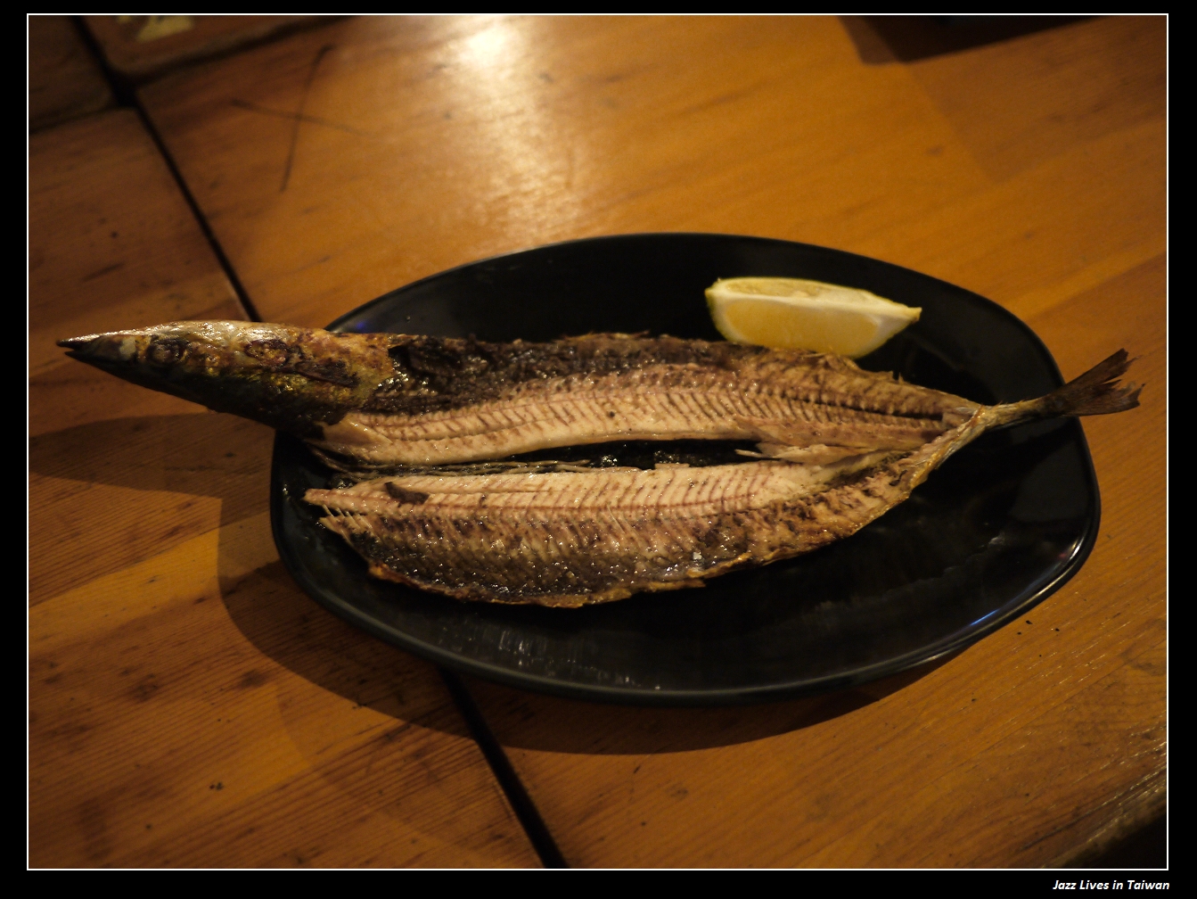 [樂．串燒食堂] 看職棒, 吃串燒, 新莊捷運站旁的燒烤好選擇~