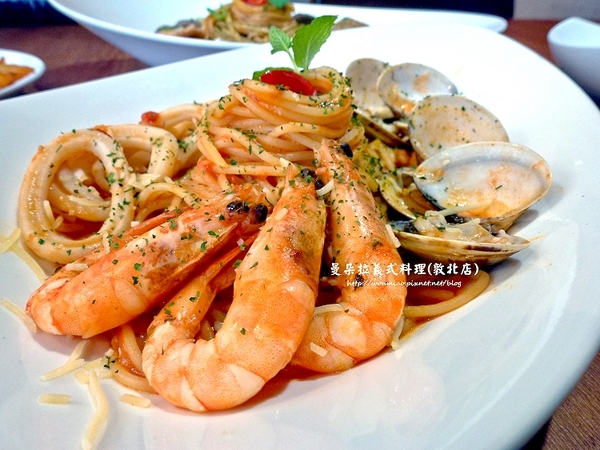 曼朵拉義式料理(敦北店)：【愛評網口碑體驗】創意義式料理 ✿✿ 曼朵拉義式料理(敦北店) ✿✿