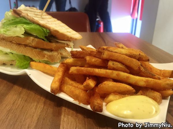 11903754_777937125647929_3290047431921172608_n 11903754_777937125647929_3290047431921172608_n