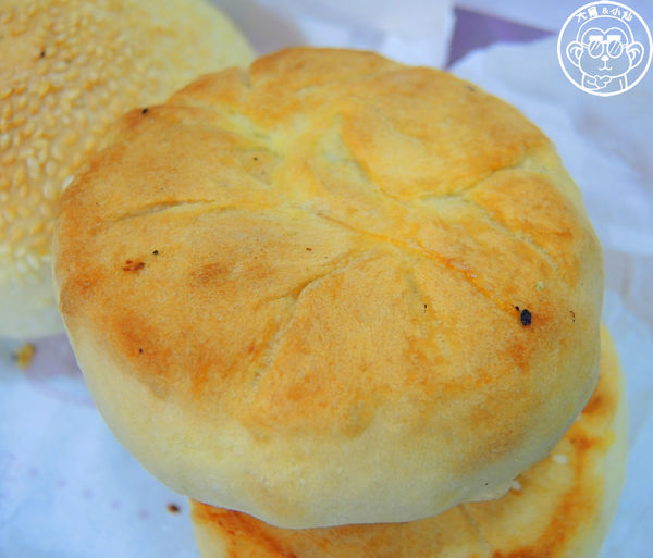 羅東五結碳烤燒餅店：呷飽祙【宜蘭五結･五結碳烤燒餅店】車站附近的碳烤銅板美味