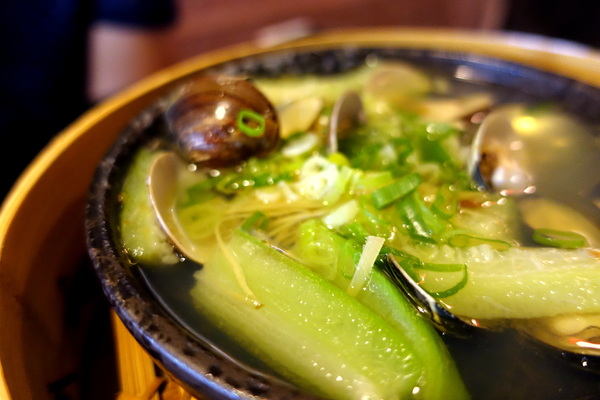 新澤 食酒：(胖樺食記)捷運內湖站高CP值居酒屋「新澤食酒」，金湖路/成功路覓食聚餐好選擇