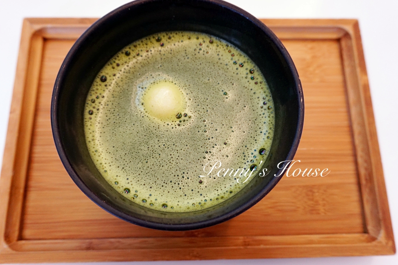 TSUJIRI 辻利茶鋪抹茶專賣店 - 松山車站旗艦店。抹茶蕨餅聖代/白玉抹茶紅豆湯/辻利茶泡飯/綠茶蕎麥冷麵