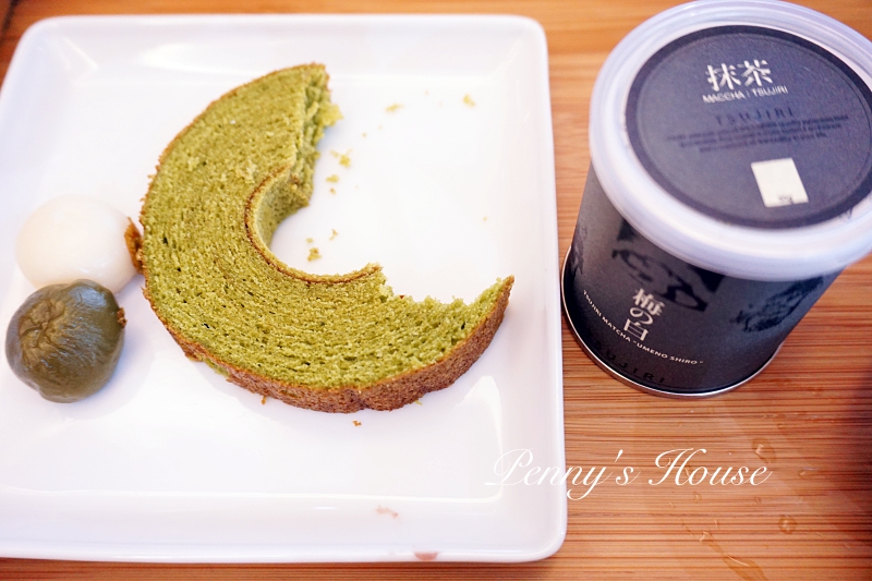 TSUJIRI 辻利茶鋪抹茶專賣店 - 松山車站旗艦店。抹茶蕨餅聖代/白玉抹茶紅豆湯/辻利茶泡飯/綠茶蕎麥冷麵