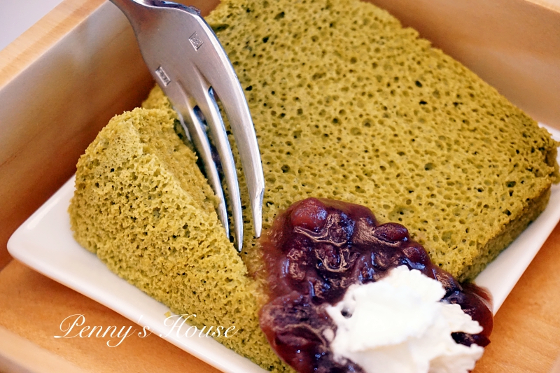 TSUJIRI 辻利茶鋪抹茶專賣店 - 松山車站旗艦店。抹茶蕨餅聖代/白玉抹茶紅豆湯/辻利茶泡飯/綠茶蕎麥冷麵