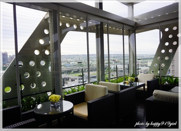 [台中]優質旅館推薦~近逢甲夜市。房間小巧舒適。住客獨享頂樓休憩空間★璞樹文旅TREEART HOTEL