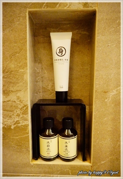 [台中]優質旅館推薦~近逢甲夜市。房間小巧舒適。住客獨享頂樓休憩空間★璞樹文旅TREEART HOTEL