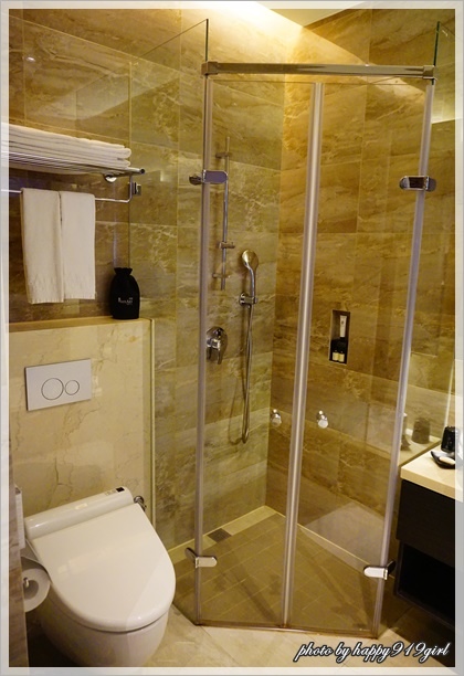 [台中]優質旅館推薦~近逢甲夜市。房間小巧舒適。住客獨享頂樓休憩空間★璞樹文旅TREEART HOTEL