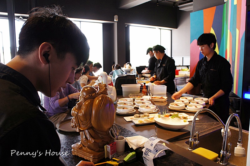 【新竹竹北餐廳】Sushi Vogue 壽司窩 (紐約新和食) 大推薦！！全台獨家紐約風格的日式料理，限量版炸蛋糕冰淇淋 (有停車位)