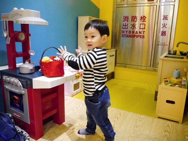 │台北親子餐廳│Citylink南港店－象園咖啡廳。超人氣限量小象推車