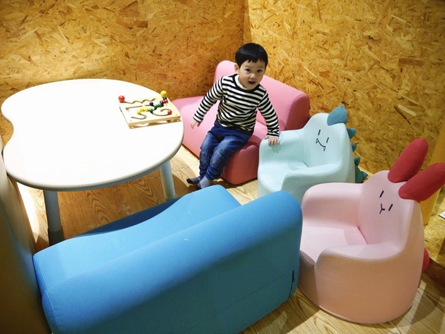 │台北親子餐廳│Citylink南港店－象園咖啡廳。超人氣限量小象推車