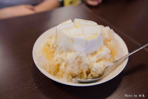 奇異果子：【食記】｛台南。中西區｝孔廟附近的人氣杏仁豆腐冰奇異果子冰品店清涼又消暑