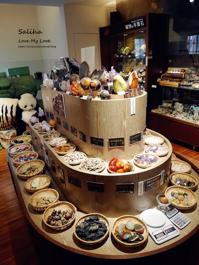 台北車站雨天親子景點台博館土銀展示館石尚探索自然館伴手禮紀念品益智玩具 (7) 台北車站雨天親子景點台博館土銀展示館石尚探索自然館伴手禮紀念品益智玩具 (7)