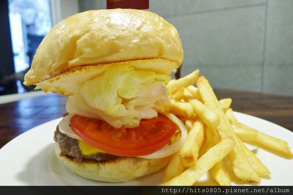 茉莉漢堡 西門店(茉莉漢堡 西門店)：萬華-呈現純正美國風味茉莉漢堡.道地值得品嘗