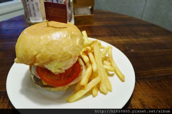 茉莉漢堡 西門店(茉莉漢堡 西門店)：萬華-呈現純正美國風味茉莉漢堡.道地值得品嘗