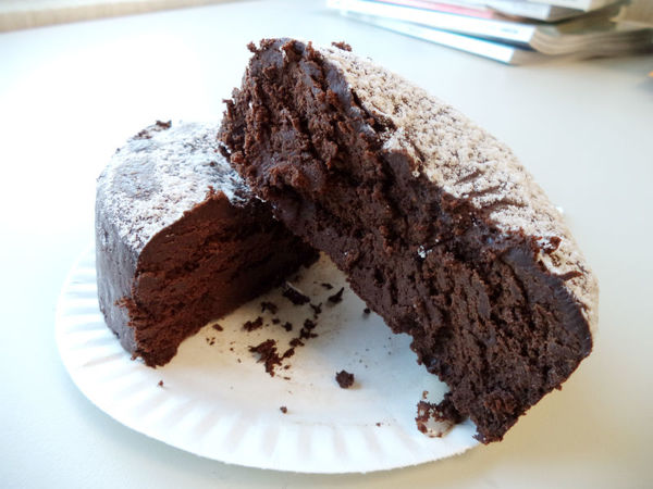 苦甜的味蕾饗宴-起士公爵 Cheese Duke75%特濃皇家布朗尼蛋糕