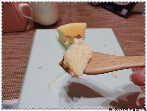 <捷運台北車站>起士公爵/彌月蛋糕/天使親吻輕乳酪蛋糕/4D純淨理念/伴手禮甜點美食/團購蛋糕