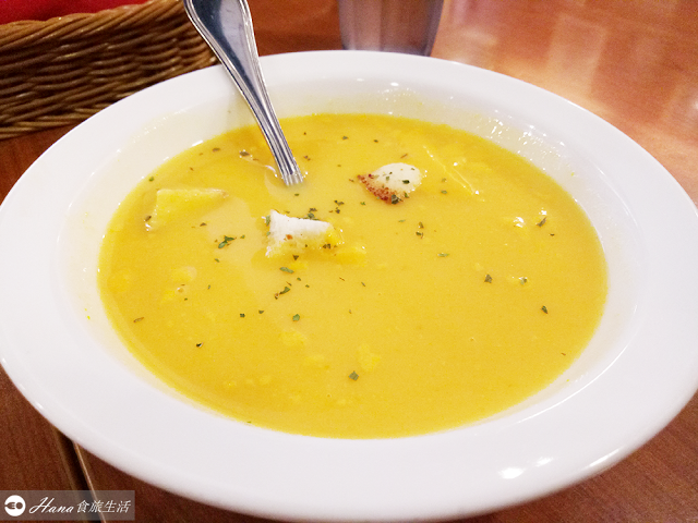 【台北松山】Vasa Pizzeria 瓦薩比薩 敦北店 | 捷運台北小巨蛋站 近民生社區 朋友聚會好去處 披薩/燉飯/義大利麵