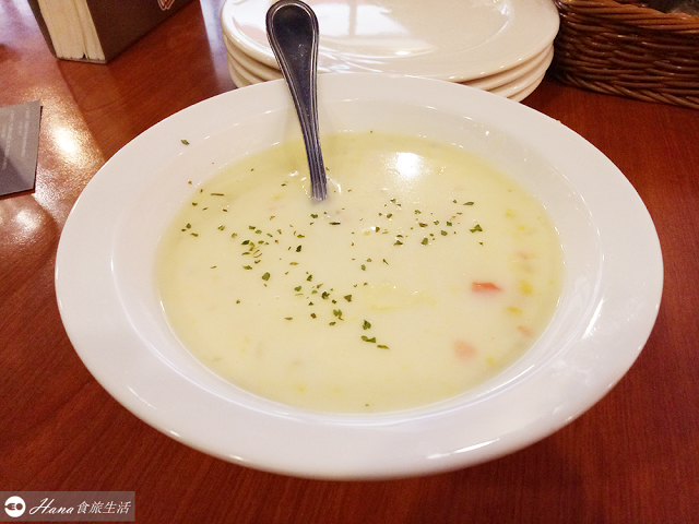 【台北松山】Vasa Pizzeria 瓦薩比薩 敦北店 | 捷運台北小巨蛋站 近民生社區 朋友聚會好去處 披薩/燉飯/義大利麵