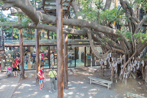 十鼓文化園區:【食記】{台南。仁德區}緊鄰奇美博物館的十鼓文化村陪伴您的假日時光 十鼓文化園區:【食記】{台南。仁德區}緊鄰奇美博物館的十鼓文化村陪伴您的假日時光