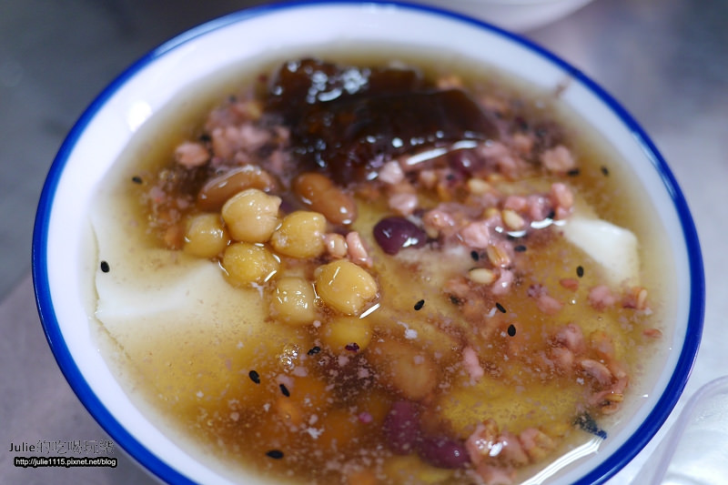 宜蘭市●吃●布丁阿嬤(三色布丁、豆花、黑糖粉粿、冰)