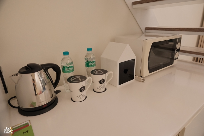 超大窗景的寬敞閣樓房！Hotel 7 福星旅店|台中住宿推薦