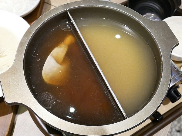 長鼻子泰式咖哩:長鼻子泰式咖哩-台南南洋火鍋、泰式咖哩 近成功大學 是學生家聚、約會的好去處