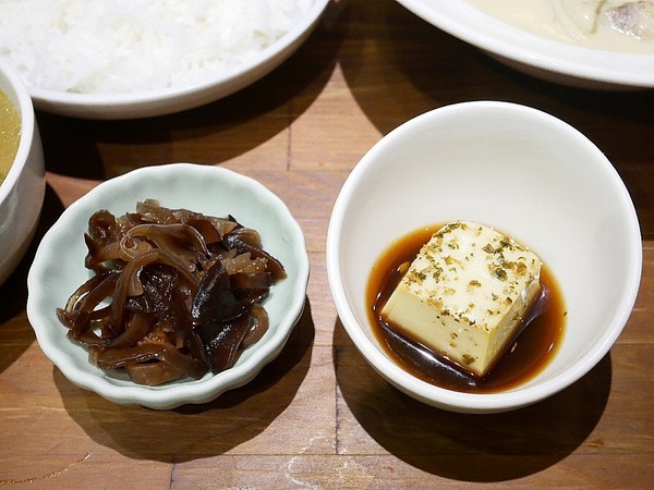 長鼻子泰式咖哩:長鼻子泰式咖哩-台南南洋火鍋、泰式咖哩 近成功大學 是學生家聚、約會的好去處