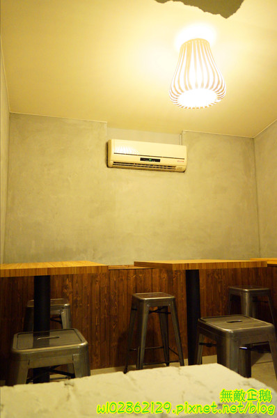 家咖哩(台南成大店)：【台南-東區】咖哩x有機+無毒食材...來自花蓮的美味...可續白飯及咖哩醬...南澳有機米/自助式/續杯半價/萬田有機豆花《家咖哩(台南成大店)》