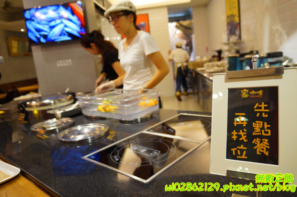 家咖哩(台南成大店)：【台南-東區】咖哩x有機+無毒食材...來自花蓮的美味...可續白飯及咖哩醬...南澳有機米/自助式/續杯半價/萬田有機豆花《家咖哩(台南成大店)》