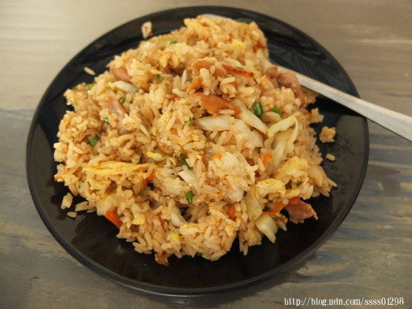 Whatzup糀炒：食旅生活隨筆。屏東市美食。Whatzup糀炒炒飯