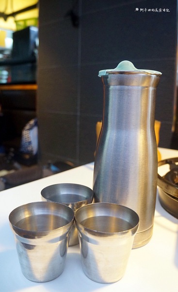 八色烤肉:【台北東區】八色烤肉-台北一號店推出全球台灣限定新菜單,勢必為台北東區再次掀起一波排隊熱潮!