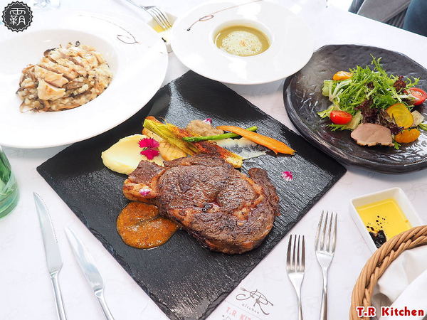 T.R kitchen義式廚房: T.R Kitchen義法私廚料理,北屯美食聚餐推薦,在地食材融入義法料理,桂丁雞軟嫩、肋眼牛肉汁香甜~