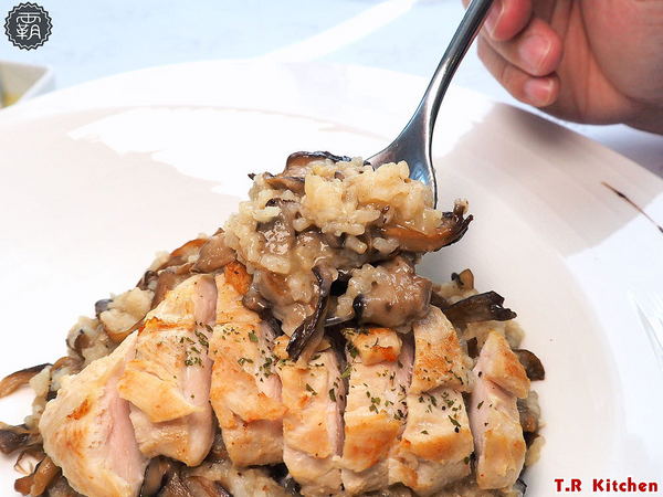 T.R kitchen義式廚房: T.R Kitchen義法私廚料理,北屯美食聚餐推薦,在地食材融入義法料理,桂丁雞軟嫩、肋眼牛肉汁香甜~