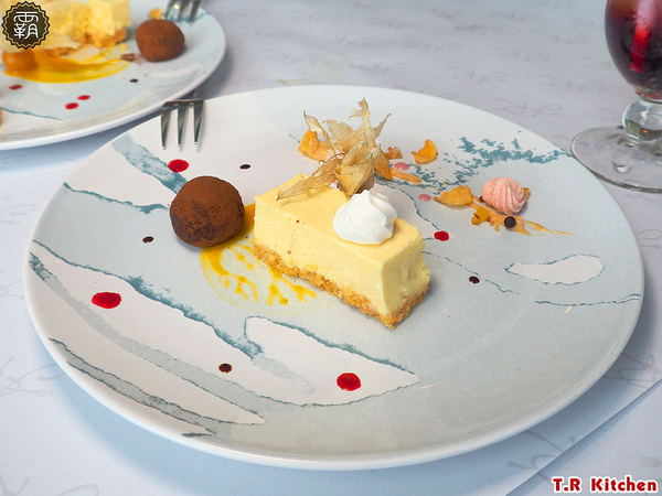 T.R kitchen義式廚房: T.R Kitchen義法私廚料理,北屯美食聚餐推薦,在地食材融入義法料理,桂丁雞軟嫩、肋眼牛肉汁香甜~