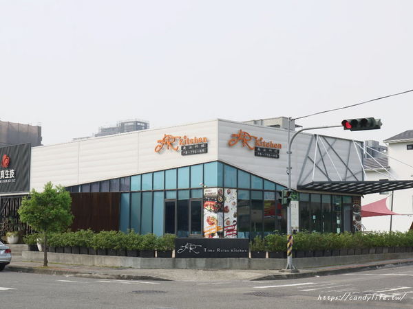 T.R kitchen義式廚房:台中美食│T.R Kitchen〃大坑義法料理推薦!!波士頓活龍蝦入料,用料實在,裝潢氣派,台中約會首選餐廳~