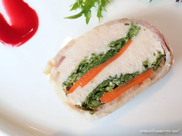 T.R kitchen義式廚房:台中美食│T.R Kitchen〃大坑義法料理推薦!!波士頓活龍蝦入料,用料實在,裝潢氣派,台中約會首選餐廳~