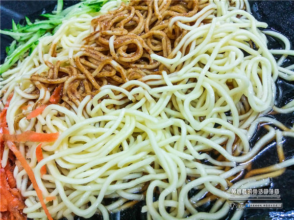 香納多鮮肉湯包~桃園八德(粒粒多汁、晶瑩剔透)