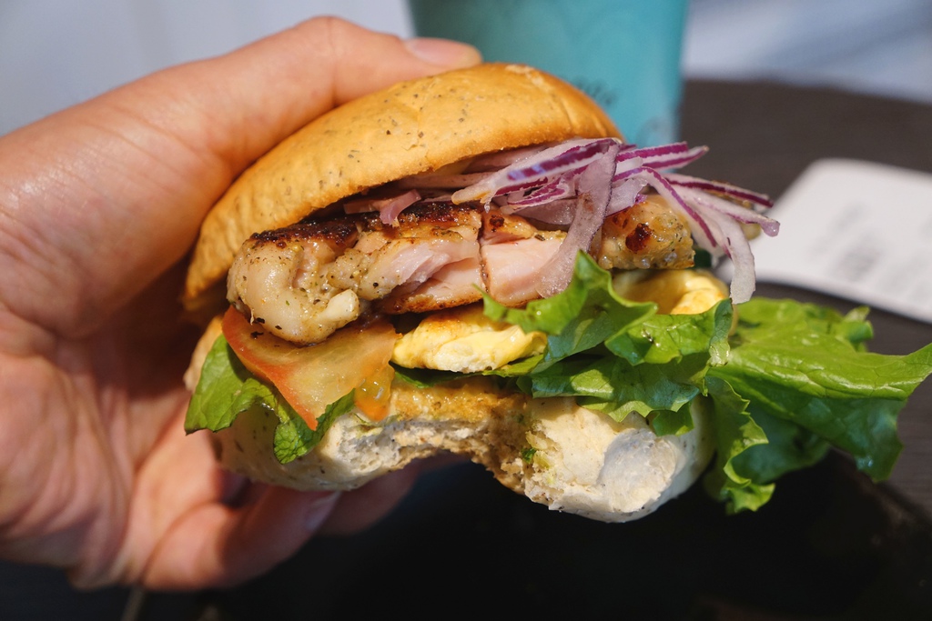 雞腿嫩的咕咕叫