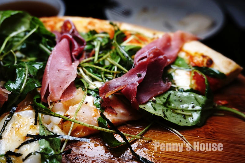 台北東區 . JAPOLI義大利餐酒館 - 拿坡里風味披薩,美味肉醬義大利麵 SOGO週邊美食 (忠孝復興捷運站/附菜單)