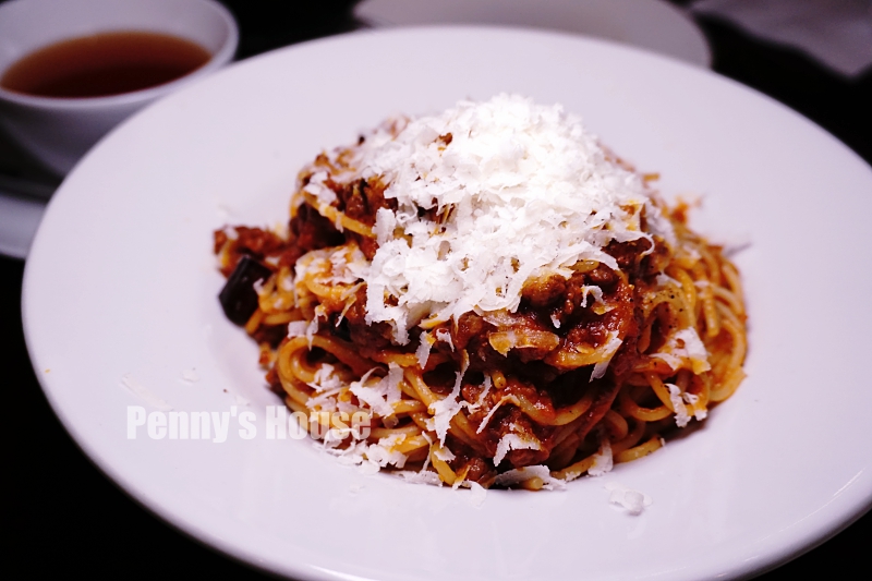 台北東區 . JAPOLI義大利餐酒館 - 拿坡里風味披薩,美味肉醬義大利麵 SOGO週邊美食 (忠孝復興捷運站/附菜單)
