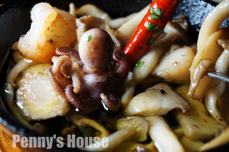 台北東區 . JAPOLI義大利餐酒館 - 拿坡里風味披薩,美味肉醬義大利麵 SOGO週邊美食 (忠孝復興捷運站/附菜單)