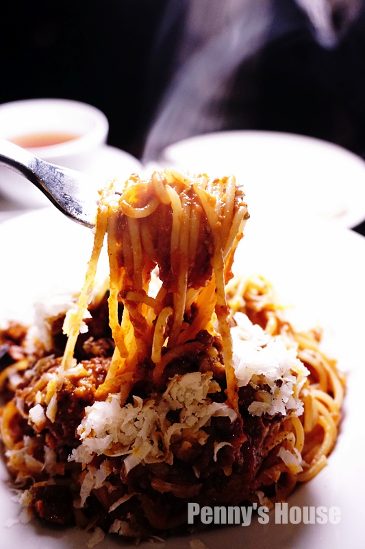 台北東區 . JAPOLI義大利餐酒館 - 拿坡里風味披薩,美味肉醬義大利麵 SOGO週邊美食 (忠孝復興捷運站/附菜單)