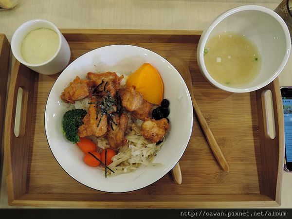 [親子]HOKA日式家庭餐廳。